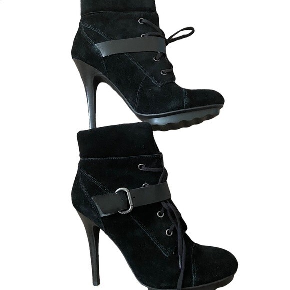 Guess Shoes - **Host Pick** Guess black suede boots size 8.5
